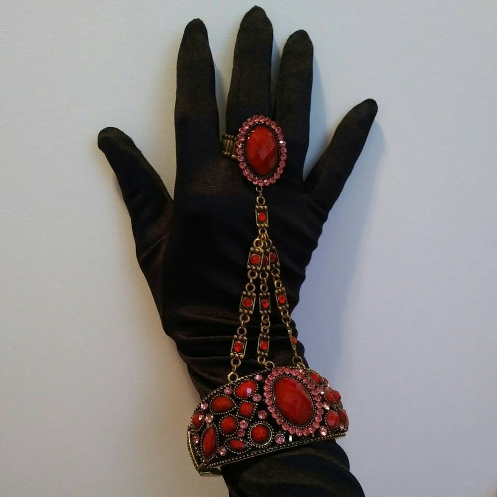 NWOT Statement Ring+Bracelet combined antique gold